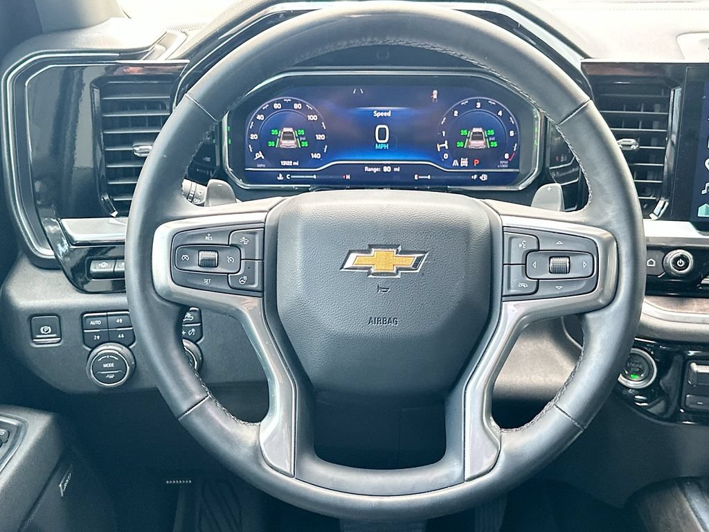 Used 2025 Chevrolet Silverado 1500 LTZ w/ LTZ Premium Package AWD/4WD image 18
