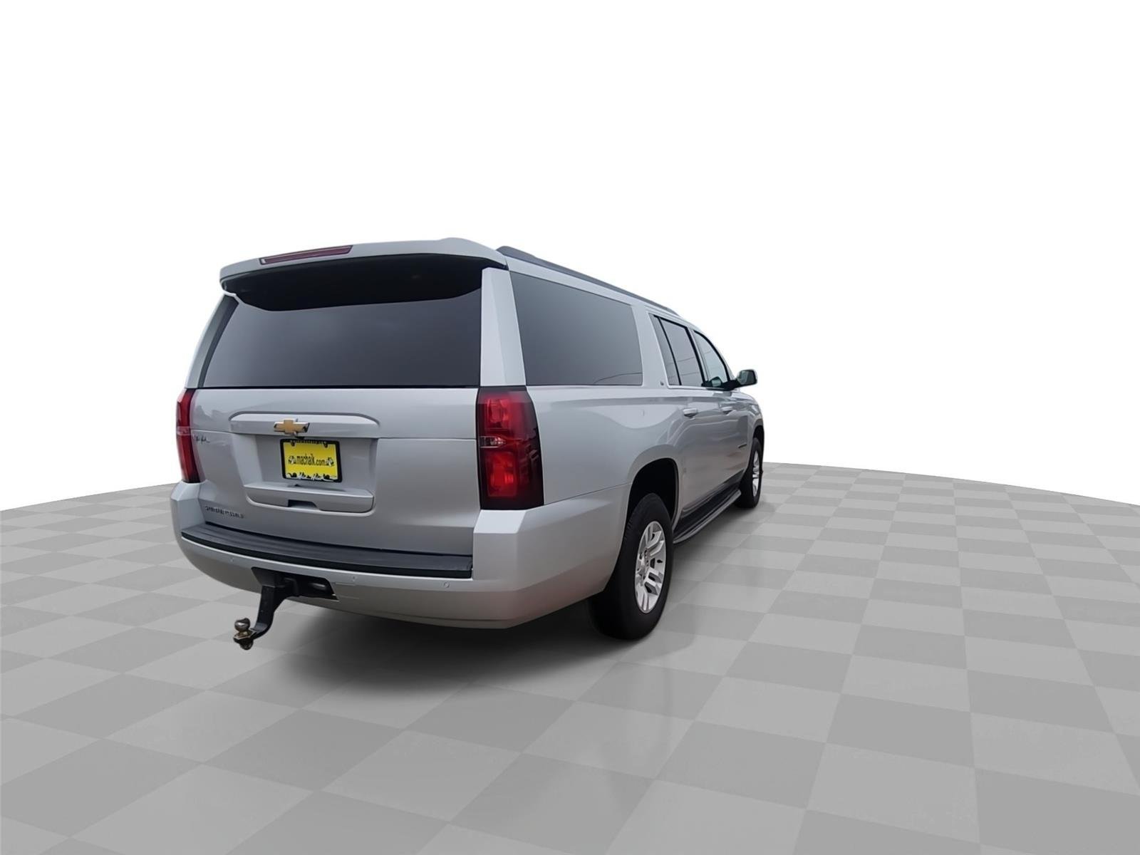 Used 2018 Chevrolet Suburban LT AWD/4WD image 8