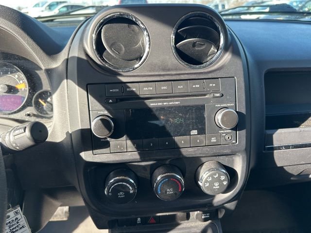 Used 2015 Jeep Patriot Sport image 18