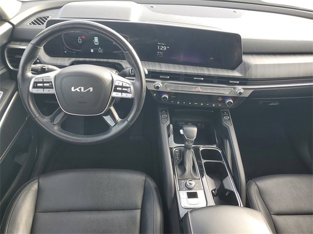 Used 2023 Kia Telluride AWD image 13