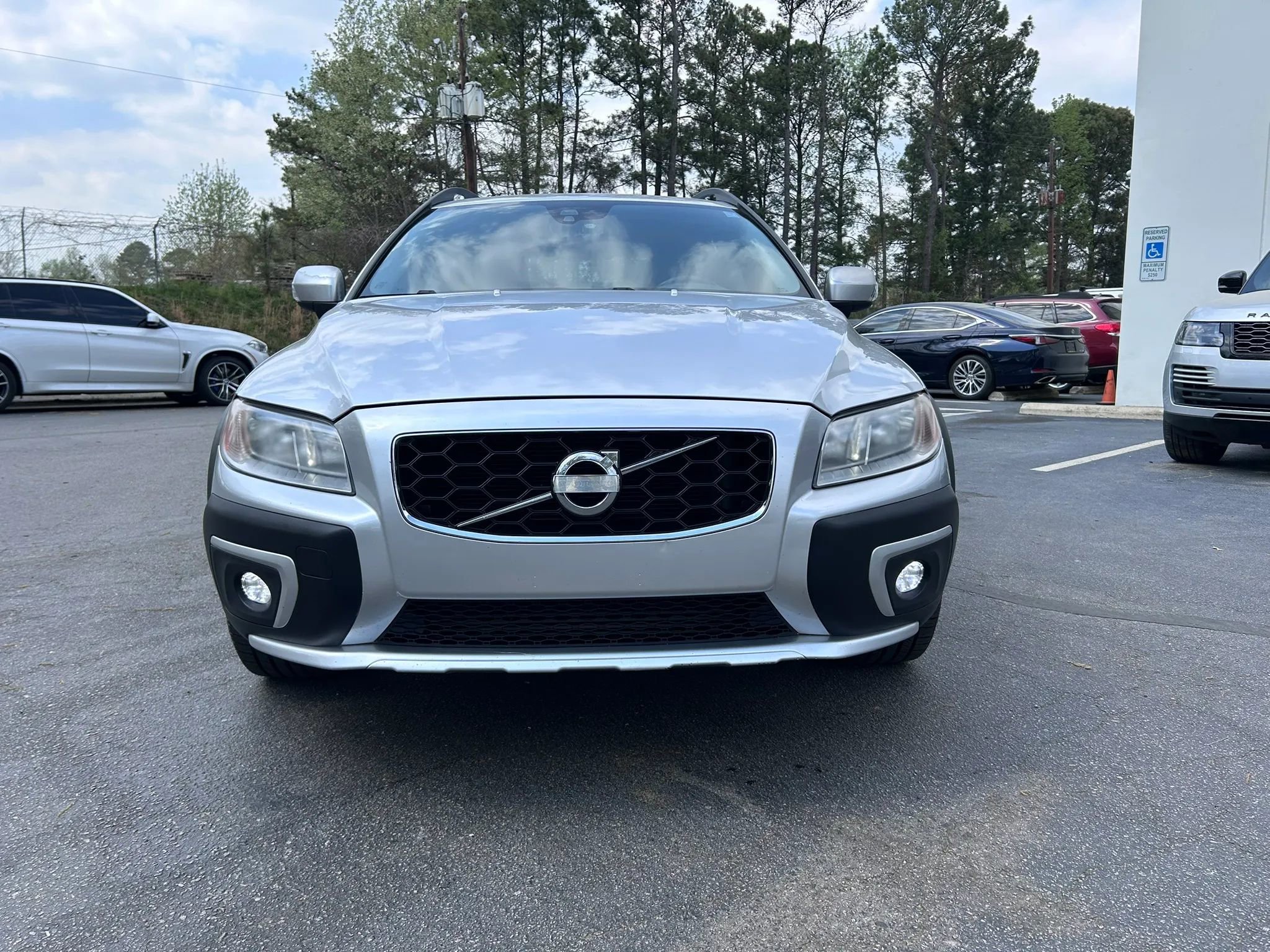 Used 2014 Volvo XC70 T6 image 11