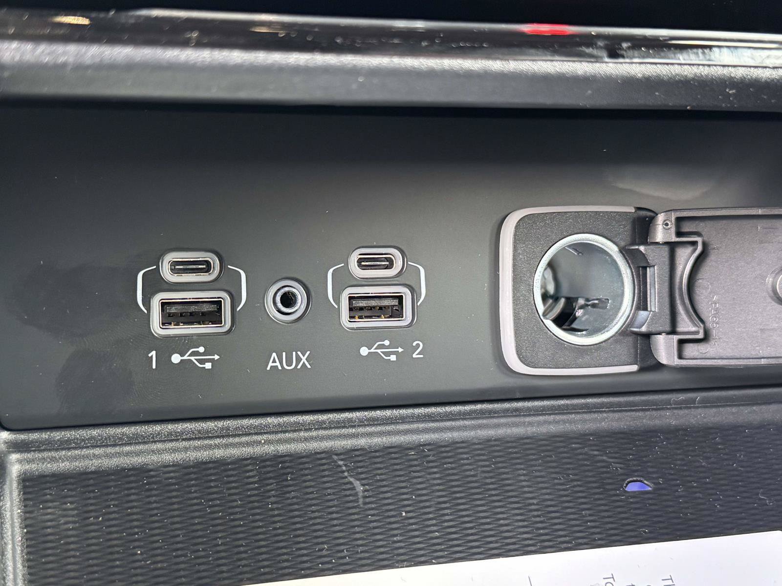 New 2025 Jeep Grand Cherokee L Laredo AWD/4WD image 6