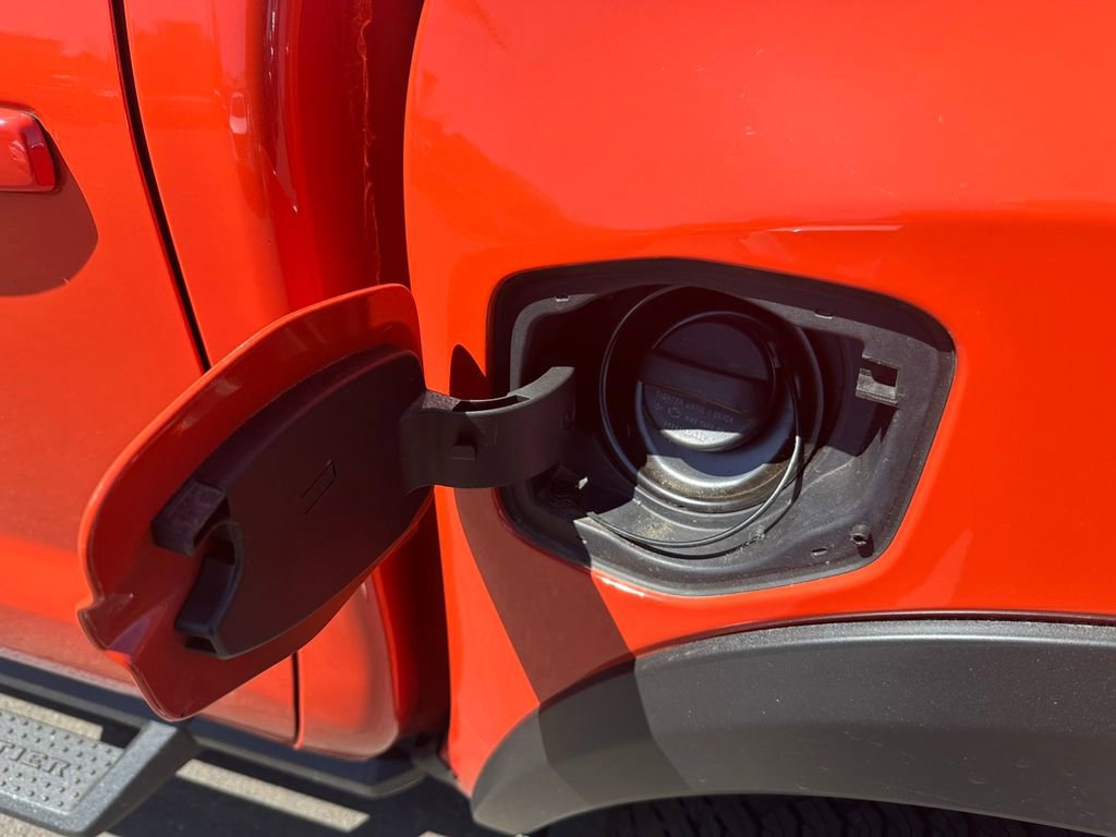 New 2025 Nissan Frontier PRO-4X w/ Pro Convenience Package image 29