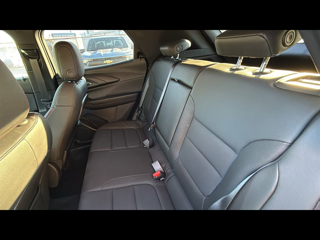 Used 2025 Chevrolet TrailBlazer RS w/ Convenience Package image 21