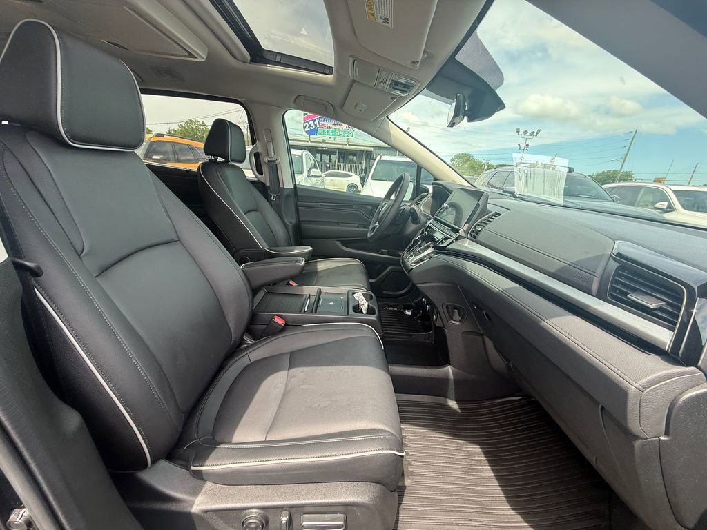 Used 2026 Honda Odyssey Touring image 23