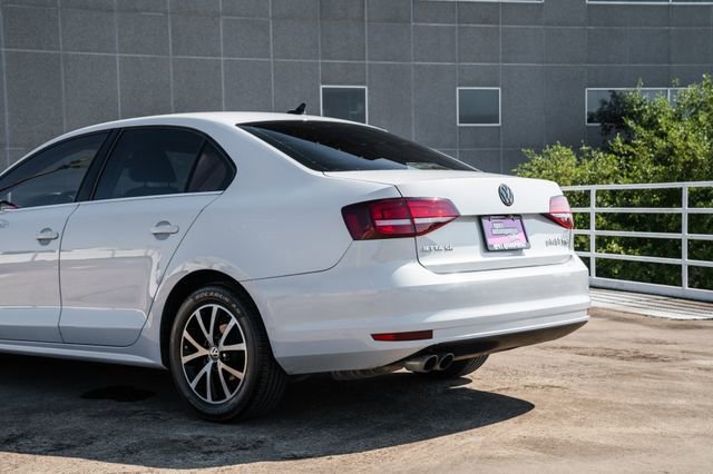 Used 2017 Volkswagen Jetta SE image 47