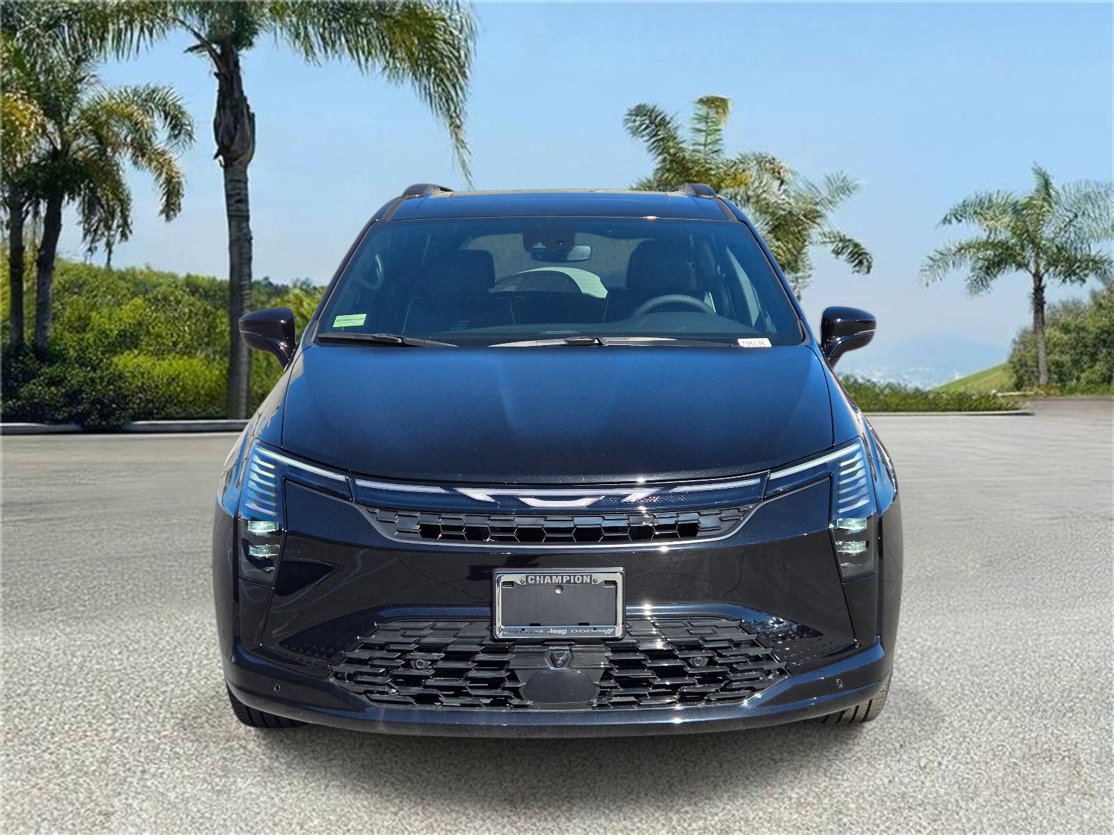 New 2027 Chrysler Pacifica Limited w/ Family Tech Group AWD/4WD image 3