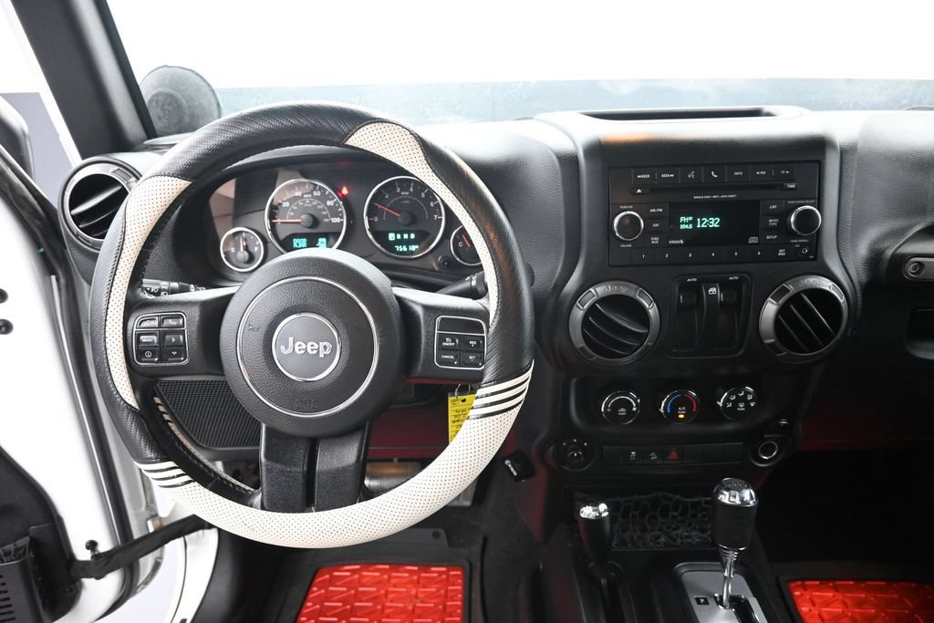 Used 2015 Jeep Wrangler Sport AWD/4WD image 10