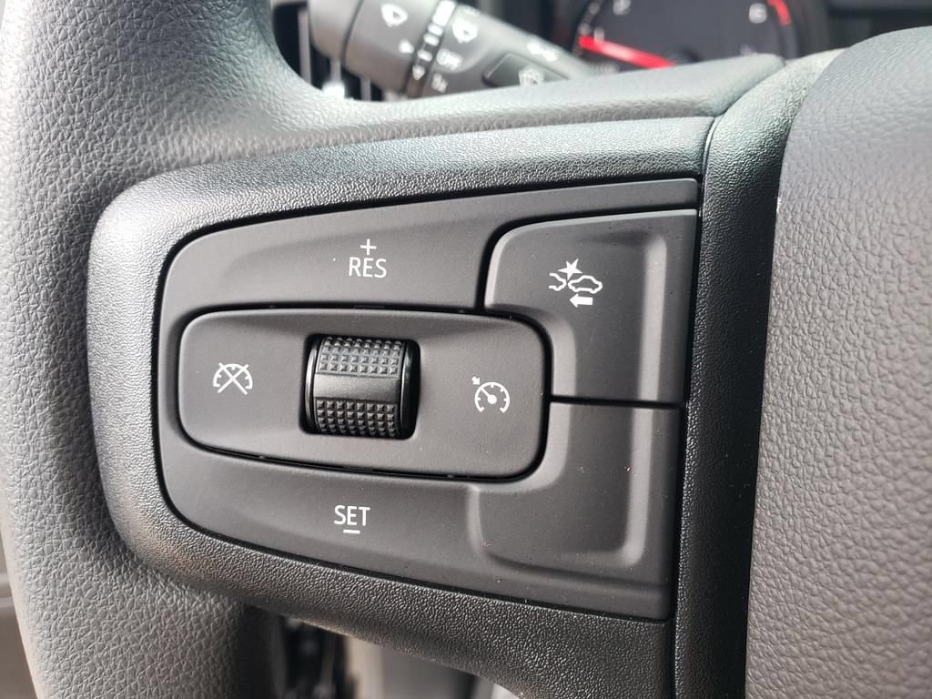 New 2026 Chevrolet Silverado 1500 Custom w/ LPO, Dark Essentials Package AWD/4WD image 28