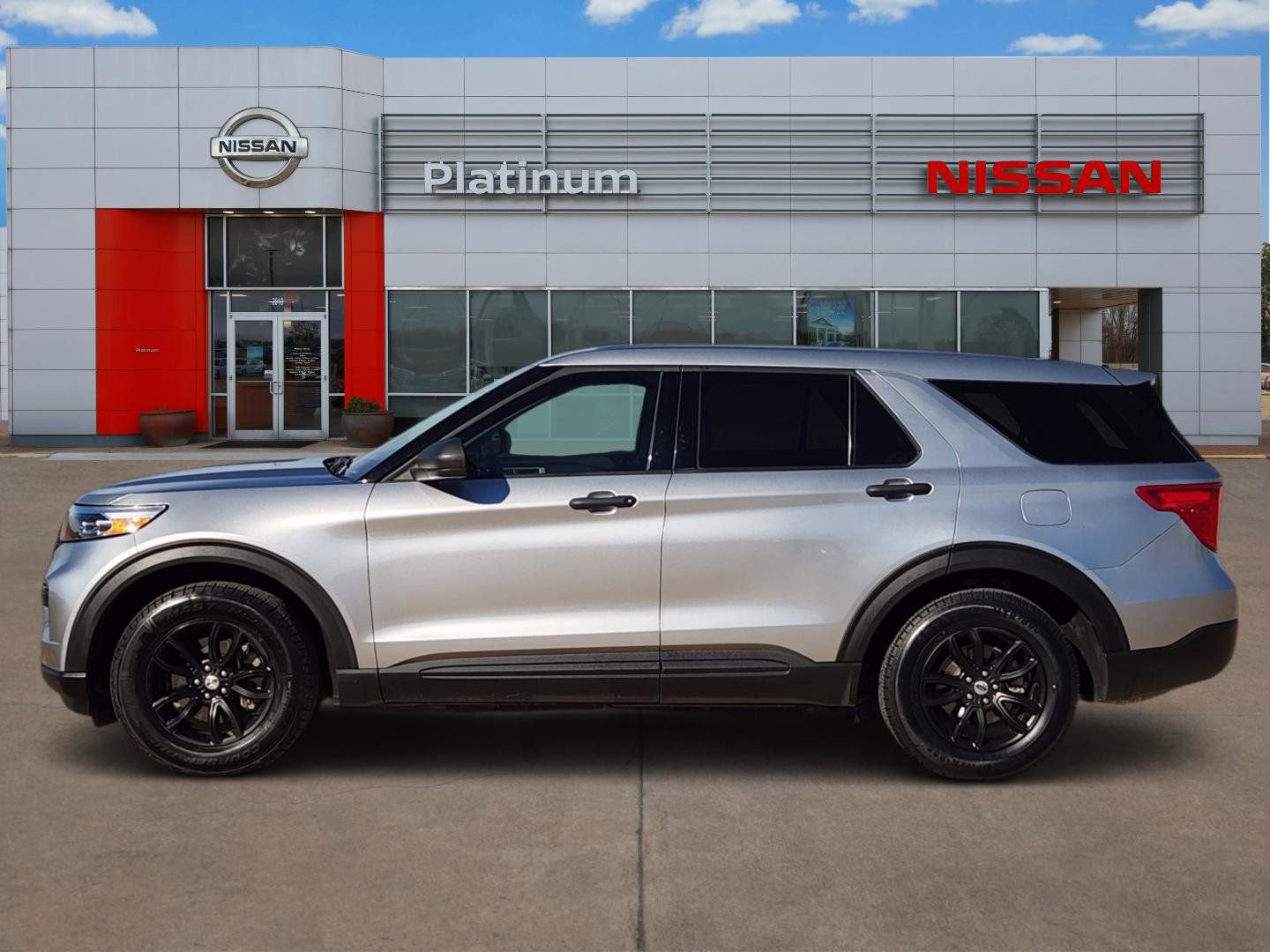 Used 2020 Ford Explorer 2WD image 3