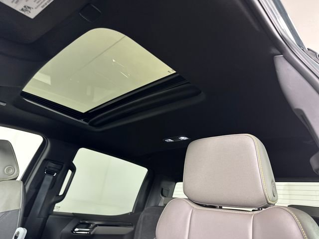 Used 2026 Chevrolet Silverado 1500 ZR2 AWD/4WD image 12