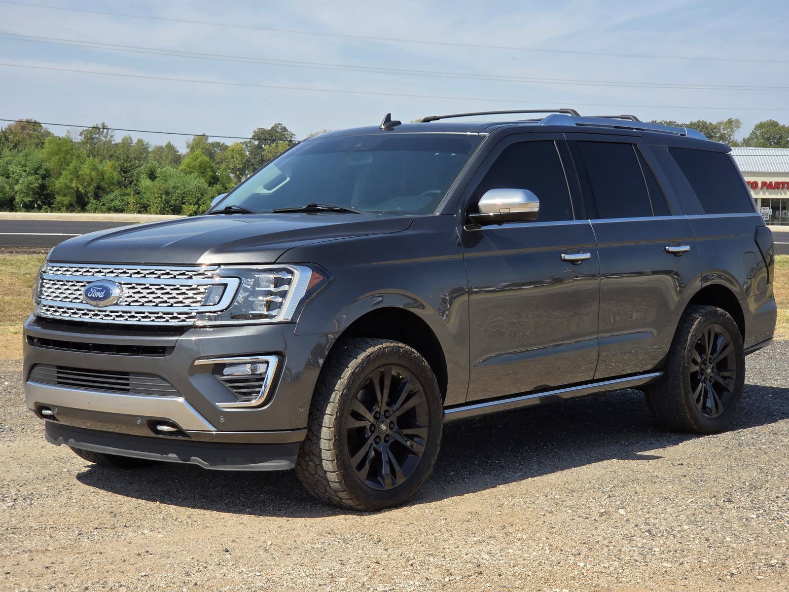 Used 2020 Ford Expedition Platinum AWD/4WD image 3