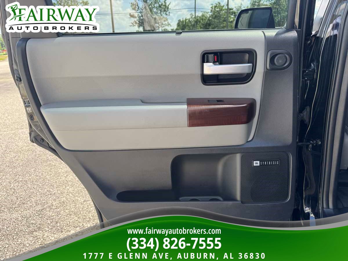 Used 2015 Toyota Sequoia Platinum AWD/4WD image 34