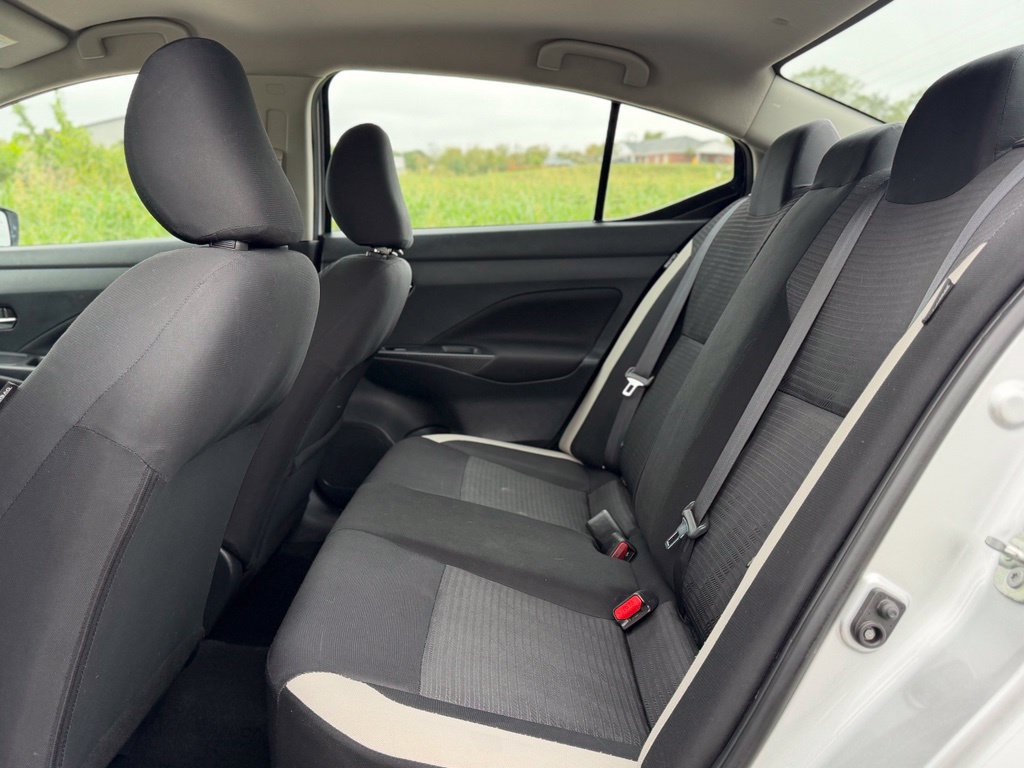 Used 2021 Nissan Versa SV FWD image 32