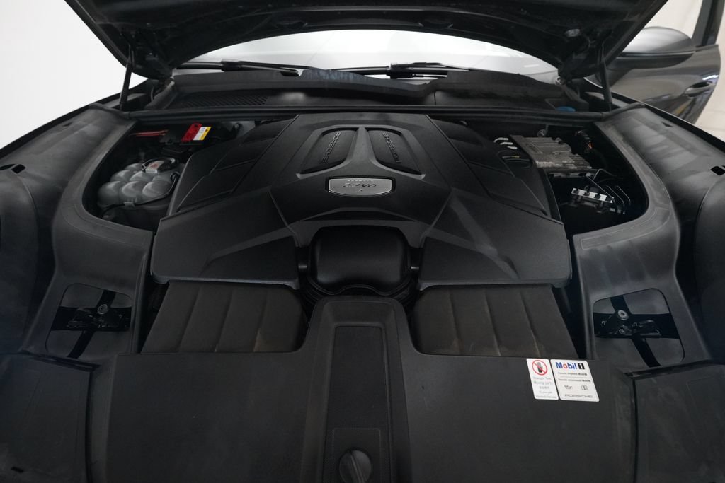 Used 2020 Porsche Cayenne S AWD/4WD image 9