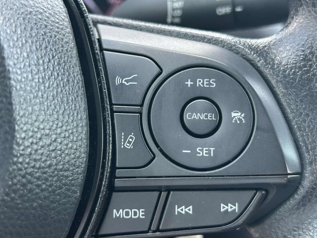 Used 2023 Toyota RAV4 LE FWD image 24