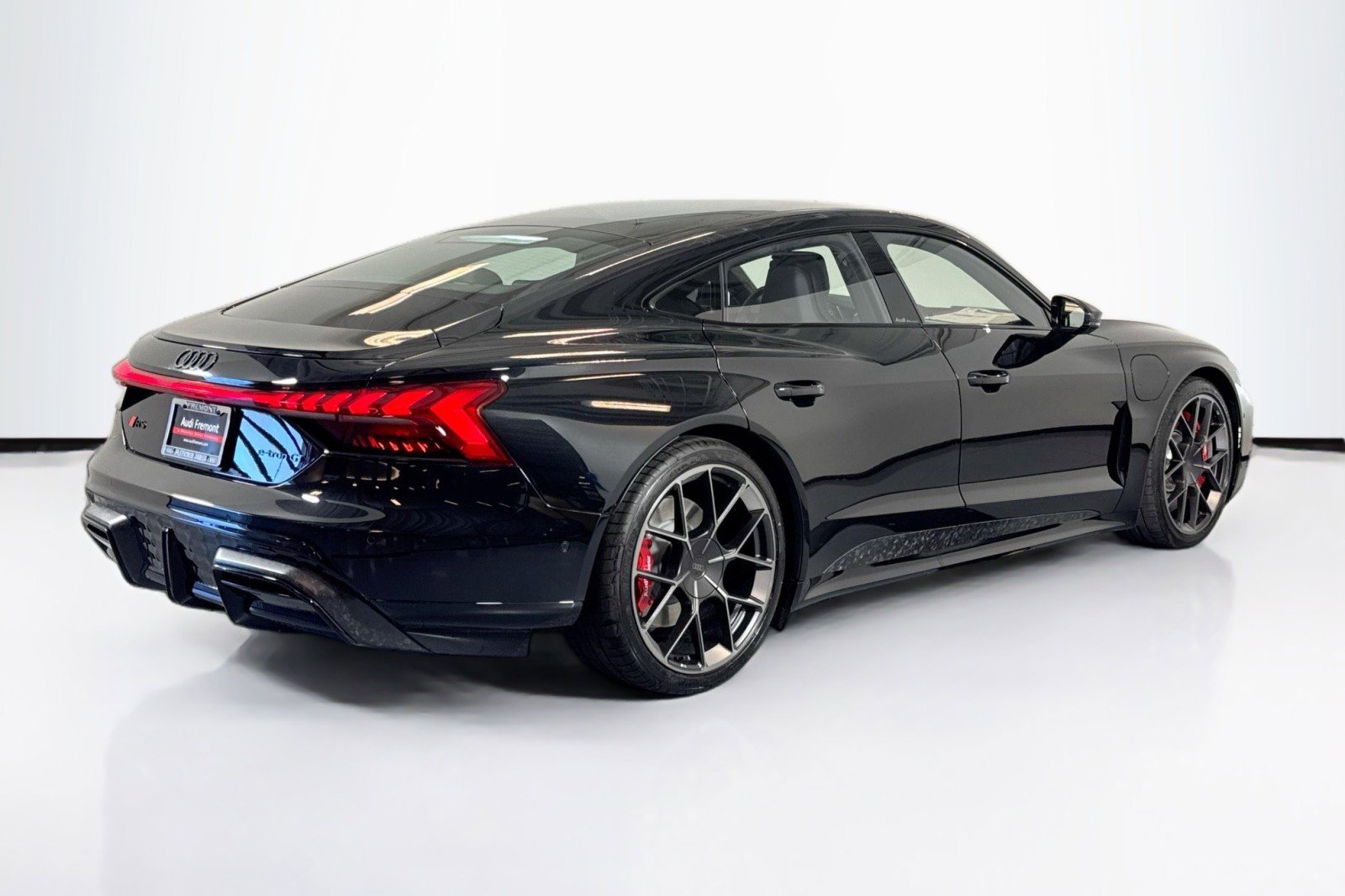 New 2026 Audi RS e-tron GT performance image 5