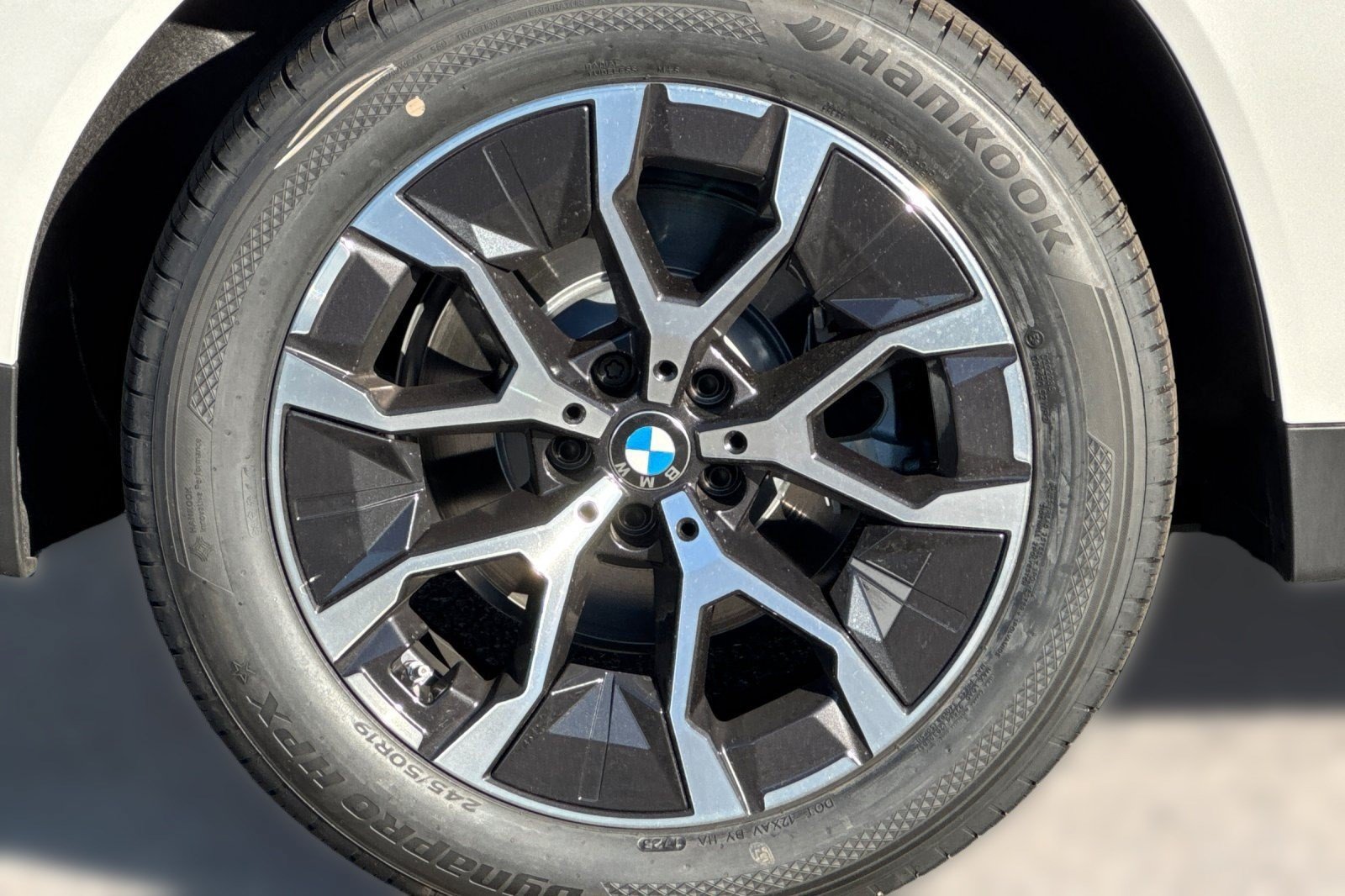 Used 2026 BMW X3 xDrive30i w/ Premium Package AWD/4WD image 12