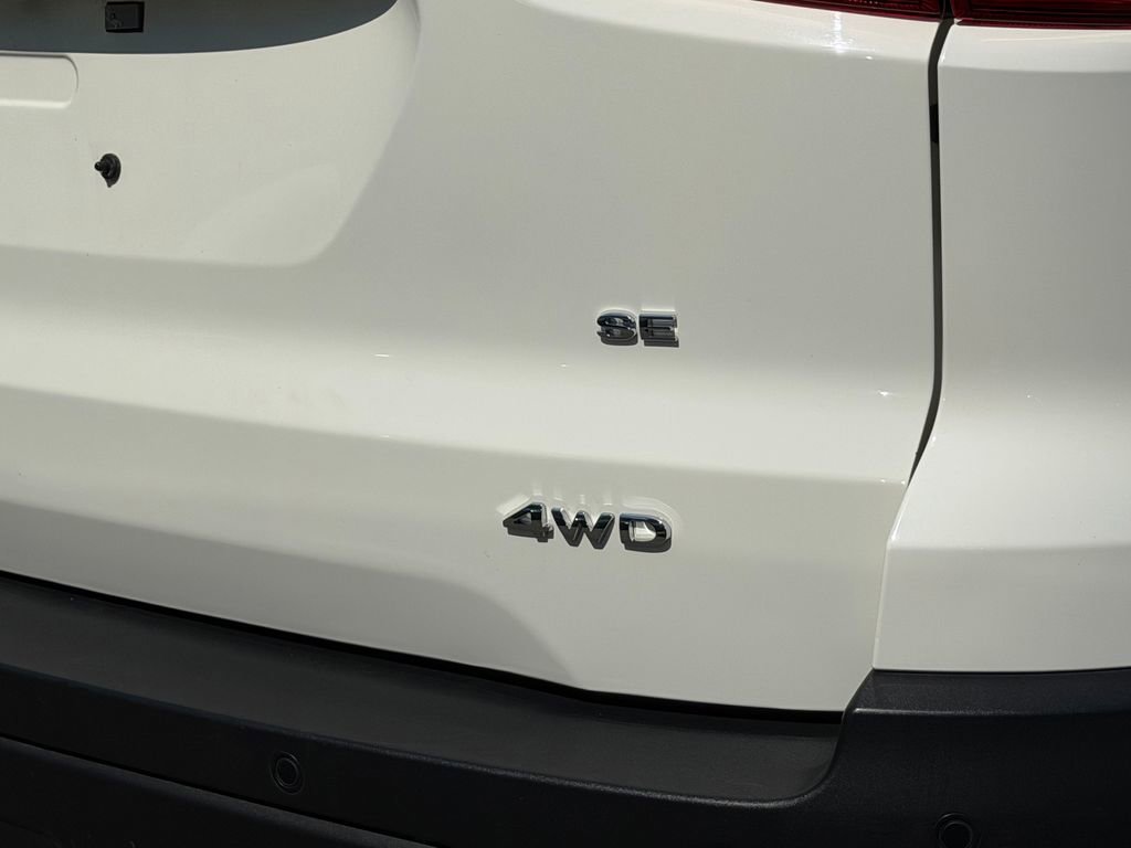 Used 2022 Ford EcoSport SE w/ SE Convenience Package AWD/4WD image 31