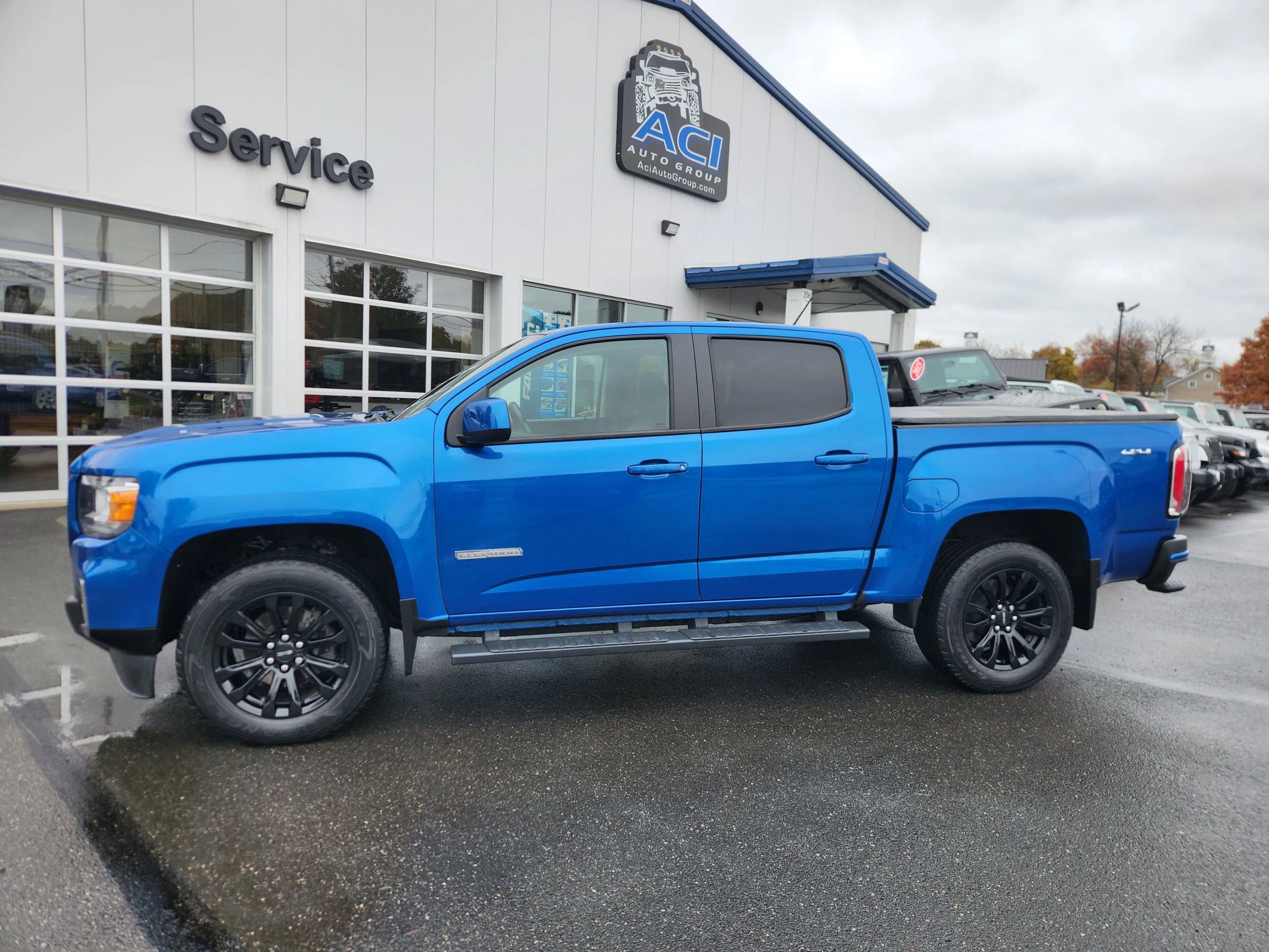 Used 2022 GMC Canyon Elevation w/ Elevation Premium Package image 8