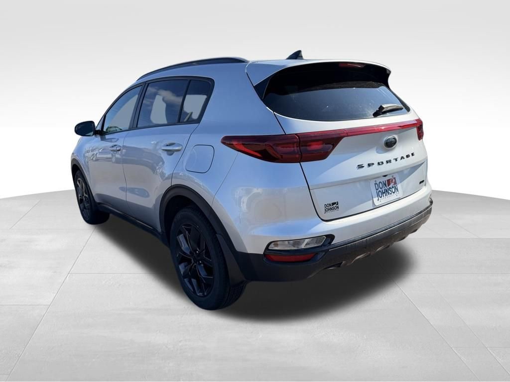 Used 2022 Kia Sportage Nightfall Edition image 28