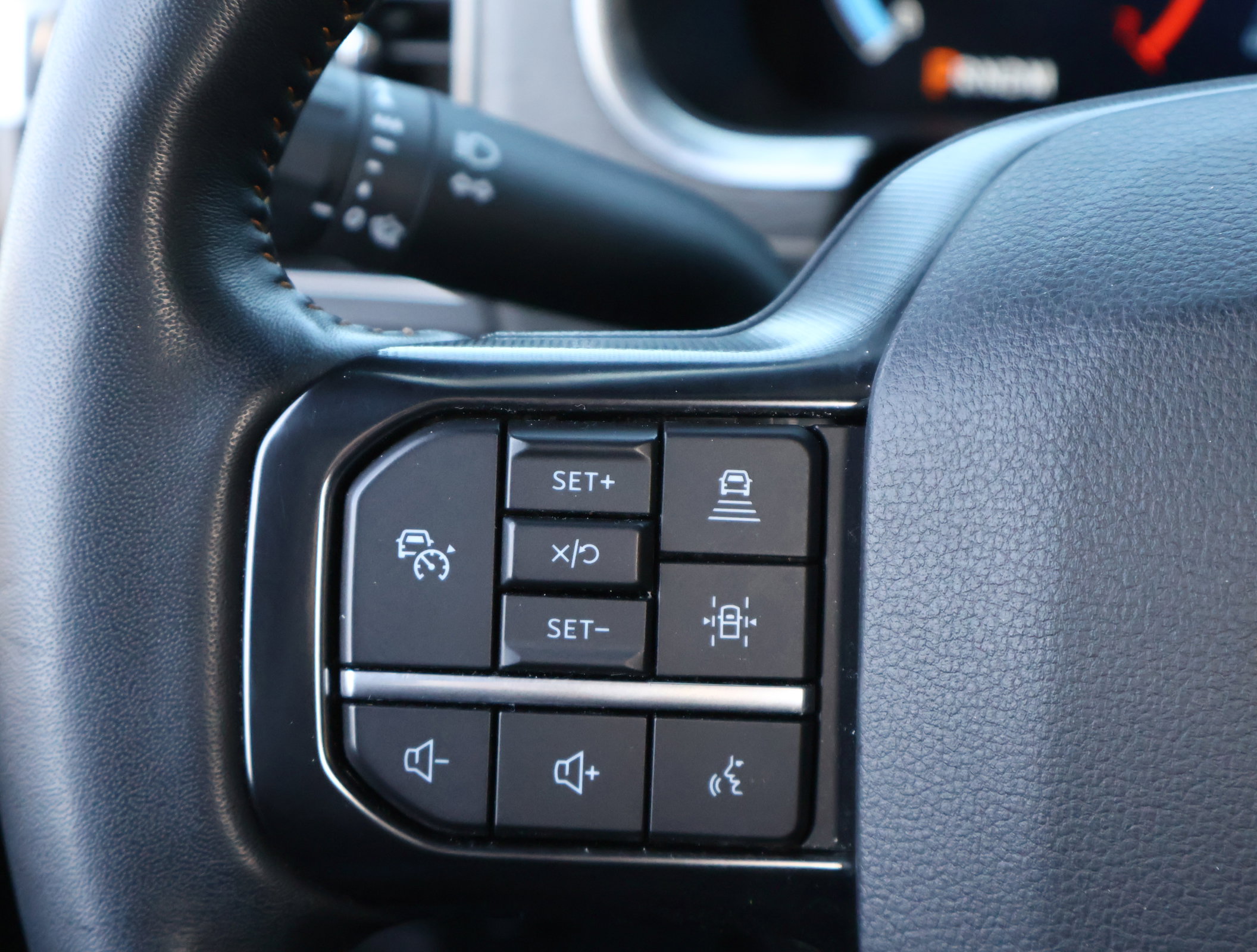 Used 2023 Ford F150 Platinum w/ Equipment Group 701A High image 16