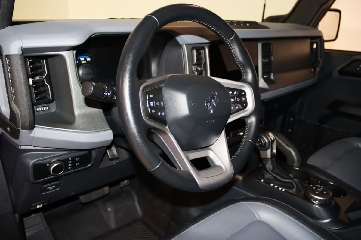 Used 2024 Ford Bronco Everglades image 49