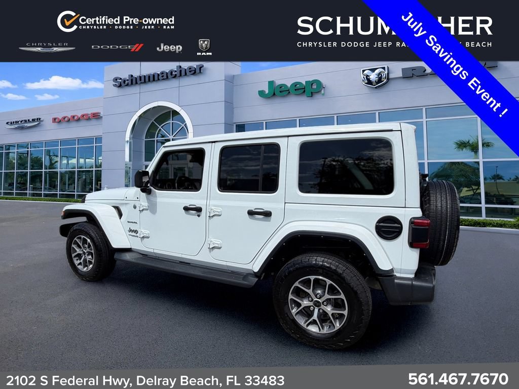 Used 2022 Jeep Wrangler Unlimited Sahara w/ LED Lighting Group AWD/4WD image 5