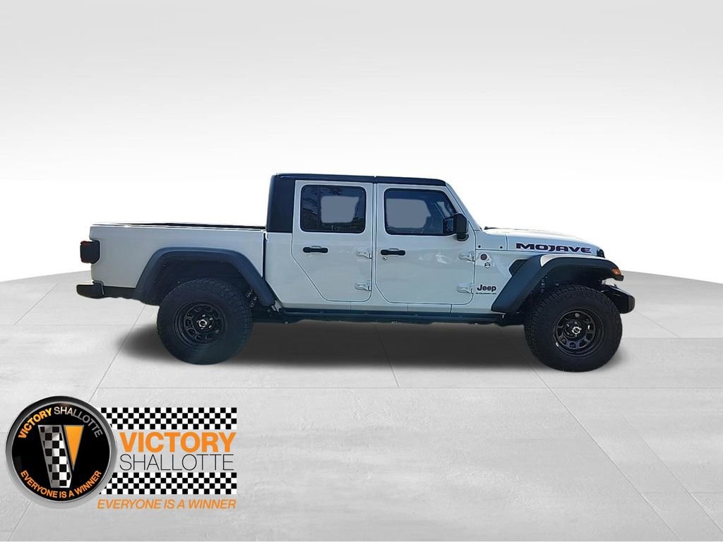 Certified 2024 Jeep Gladiator Mojave w/ Technology Group image 27