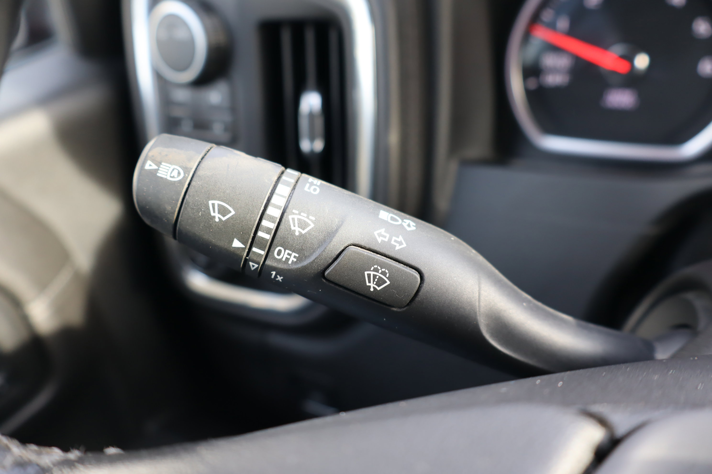 Used 2021 Chevrolet Silverado 1500 High Country image 24