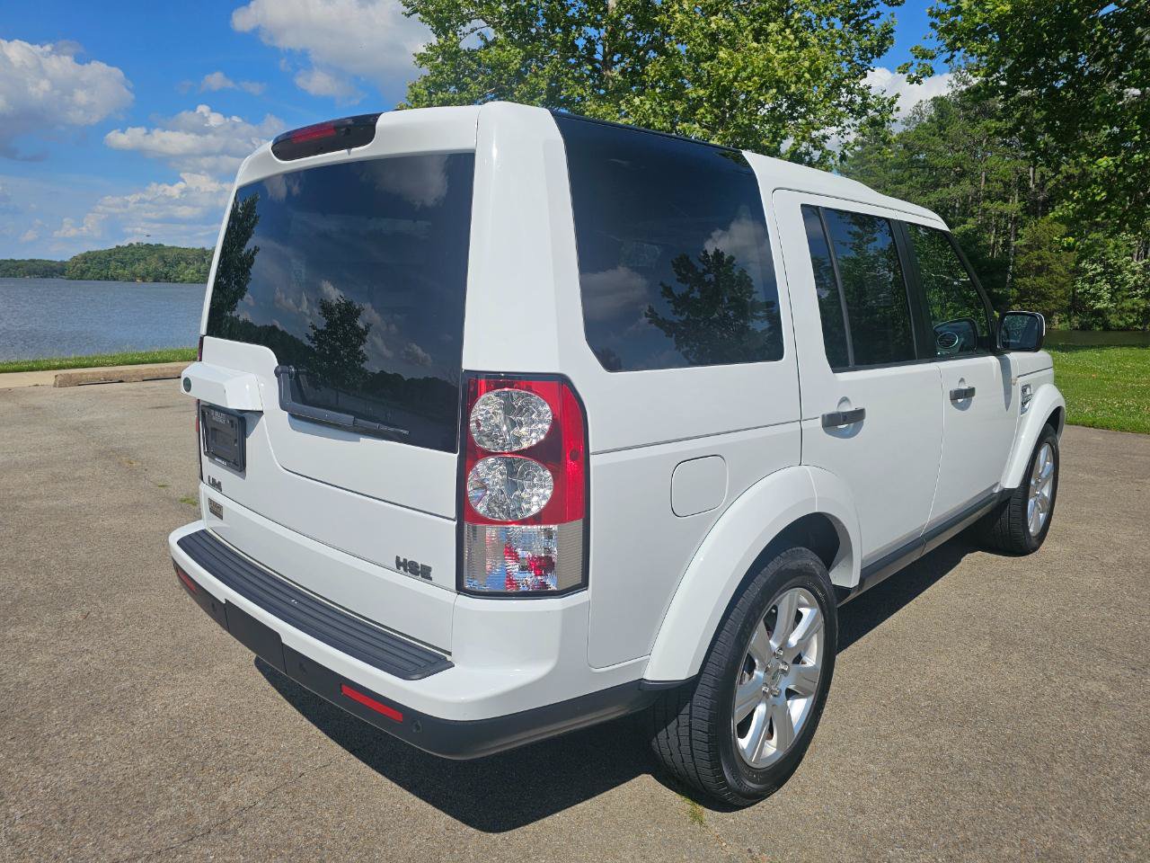 Used 2013 Land Rover LR4 HSE LUX AWD/4WD image 5