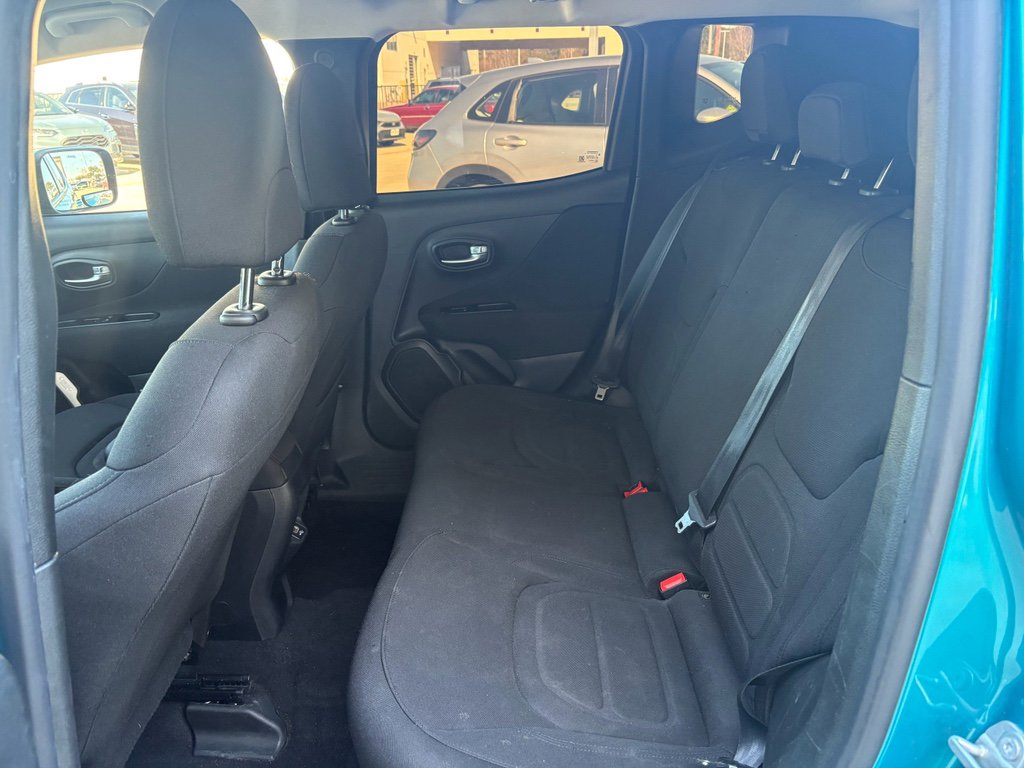Used 2020 Jeep Renegade Latitude image 21