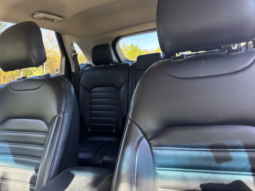 Used 2019 Ford Edge SEL w/ Equipment Group 201A AWD/4WD image 10