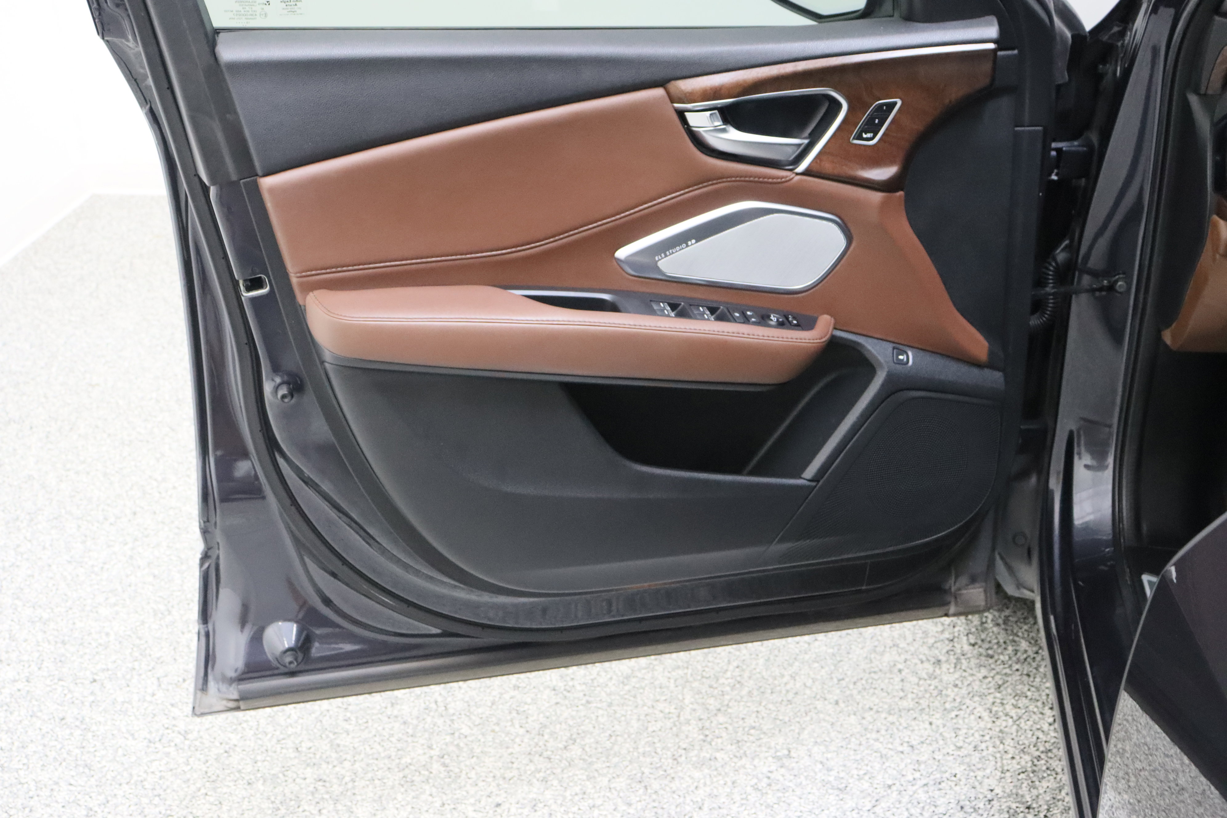 Used 2020 Acura RDX FWD w/ Advance Package image 12