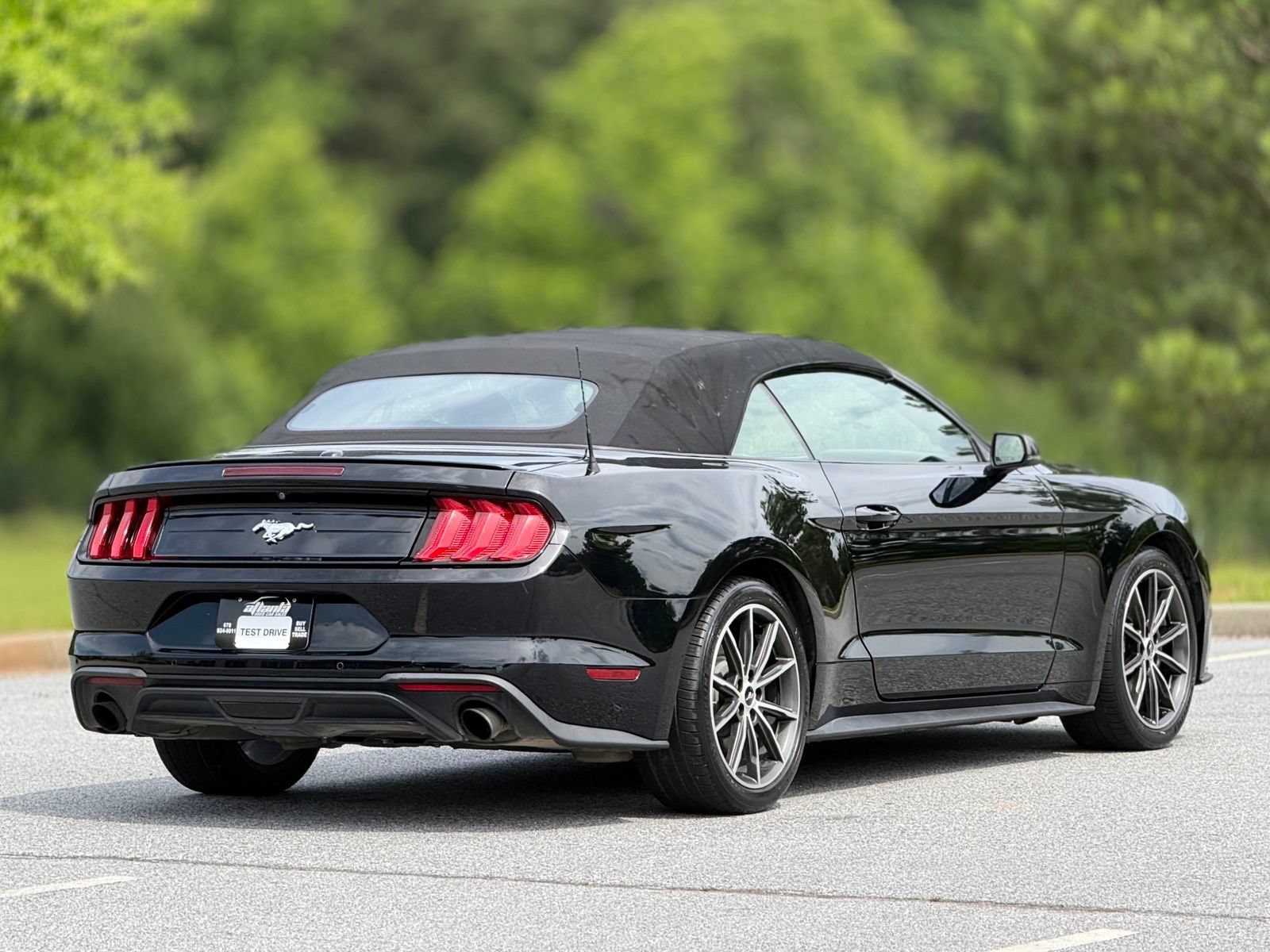 Used 2019 Ford Mustang Premium w/ Equipment Group 201A RWD image 11