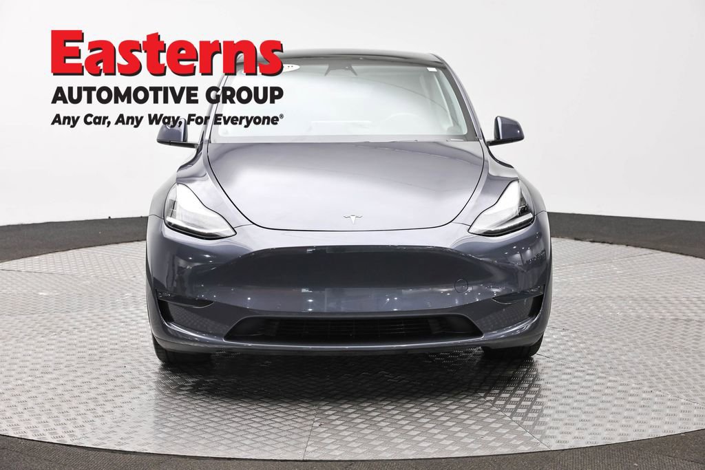Used 2021 Tesla Model Y Long Range AWD/4WD image 2