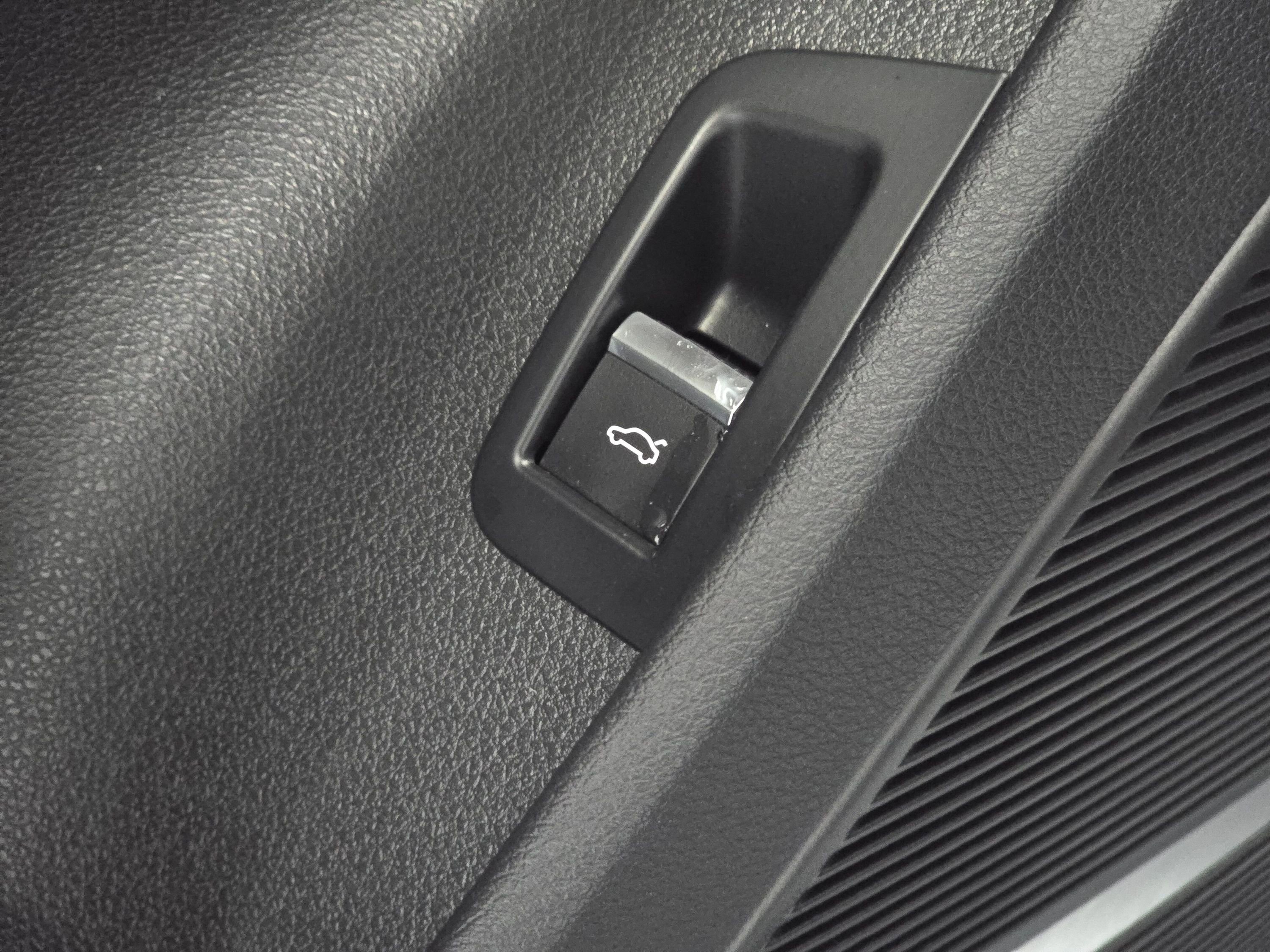 Used 2025 Audi Q7 3.0T Premium Plus image 36