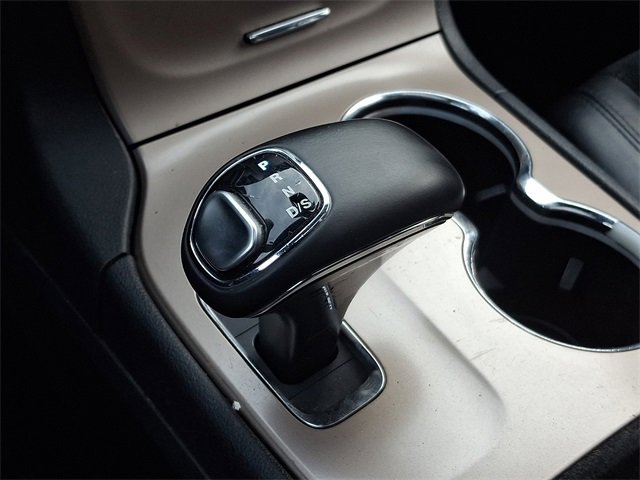 Used 2015 Jeep Grand Cherokee Altitude image 16