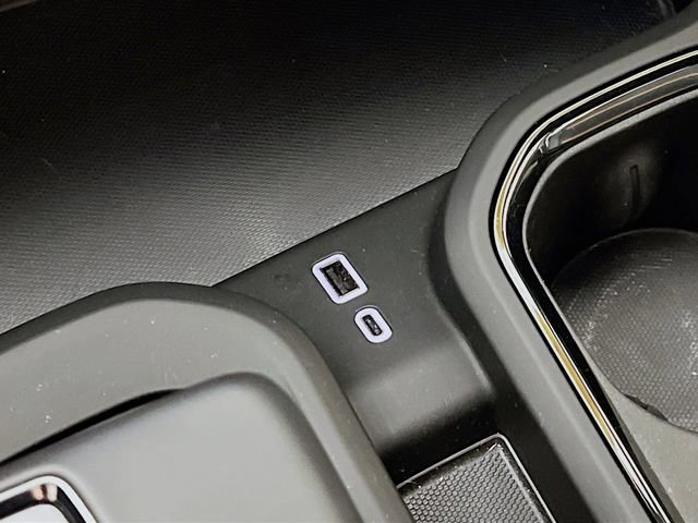 Used 2025 GMC Sierra 1500 AT4 w/ AT4 Premium Package AWD/4WD image 21