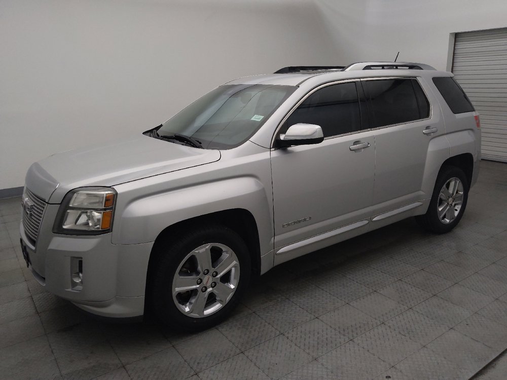 Used 2015 GMC Terrain Denali FWD image 2