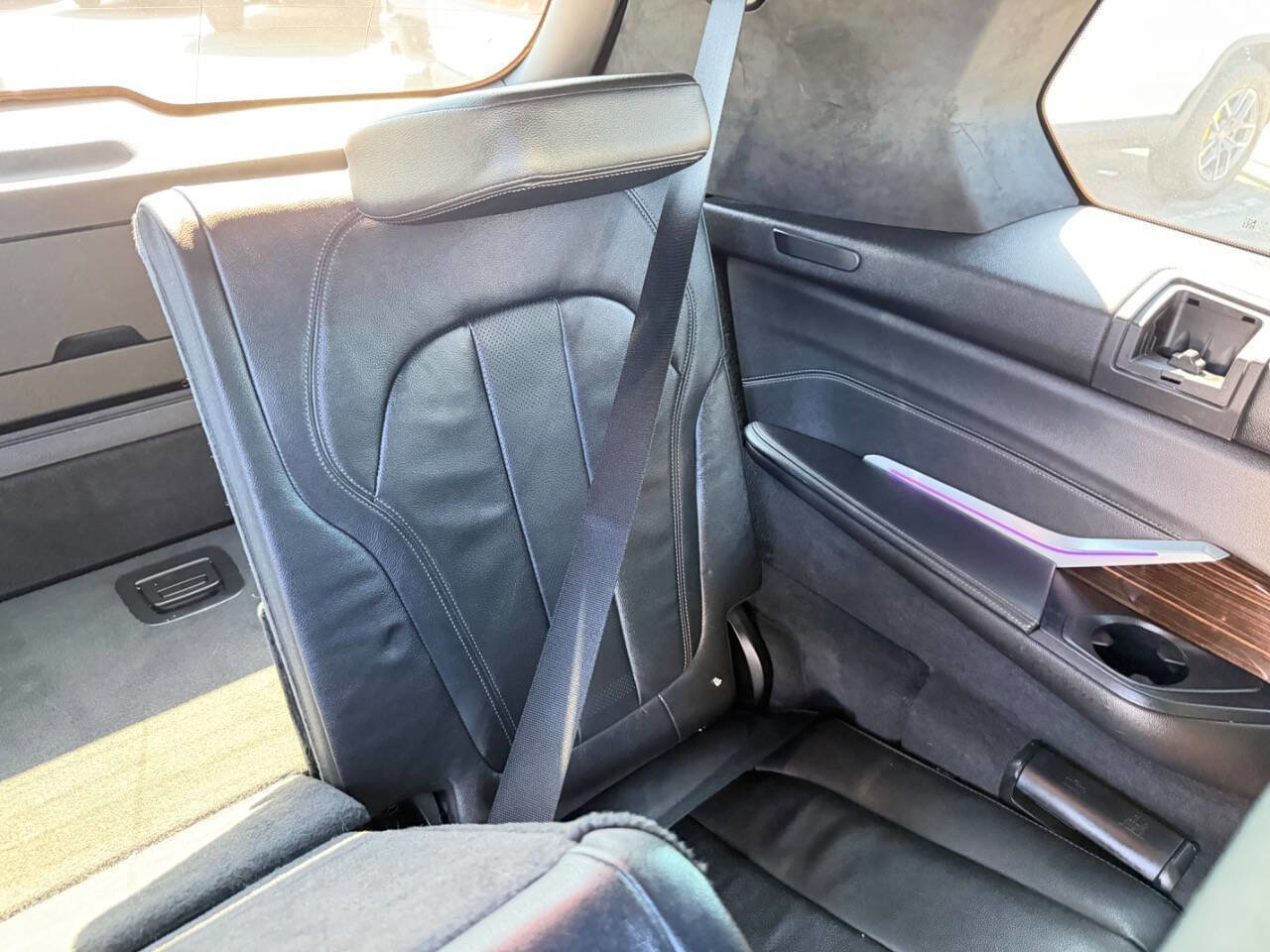 Used 2021 BMW X7 xDrive40i w/ M Sport Package image 30