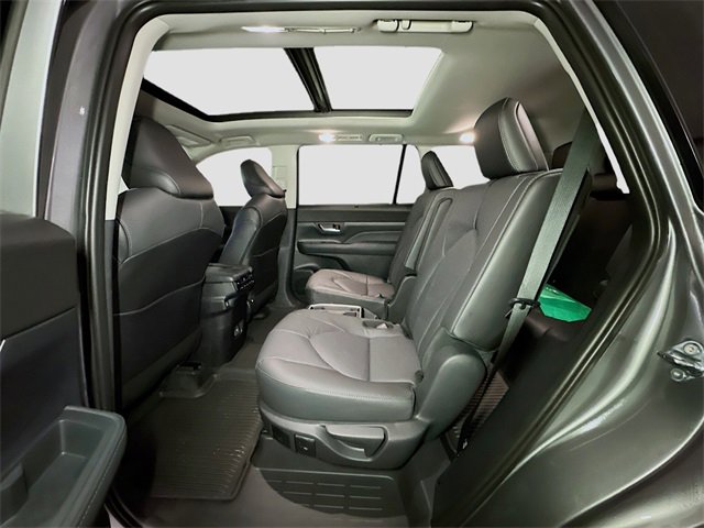 New 2026 Toyota Grand Highlander Limited image 15