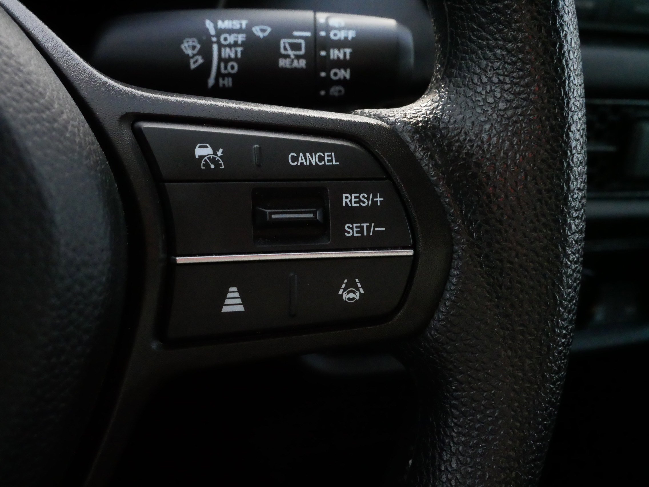 Certified 2023 Honda HR-V LX image 26