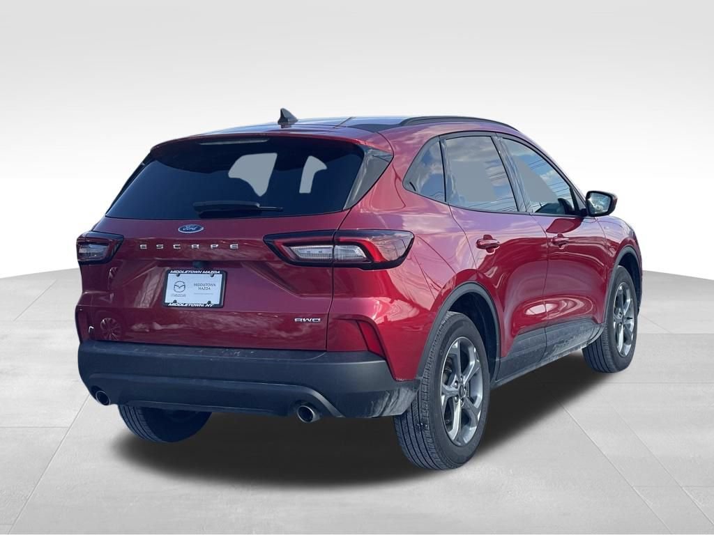 Used 2025 Ford Escape ST-Line Select AWD/4WD image 4