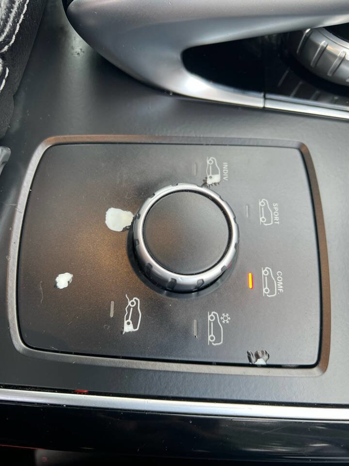 Used 2017 Mercedes-Benz GLS 450 4MATIC w/ Premium Package image 39