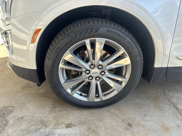 Used 2024 Cadillac XT5 Premium Luxury w/ LPO, Floor Liner Package AWD/4WD image 19