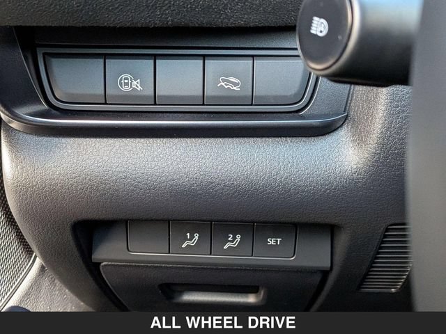 Certified 2025 MAZDA CX-30 Carbon AWD/4WD image 20