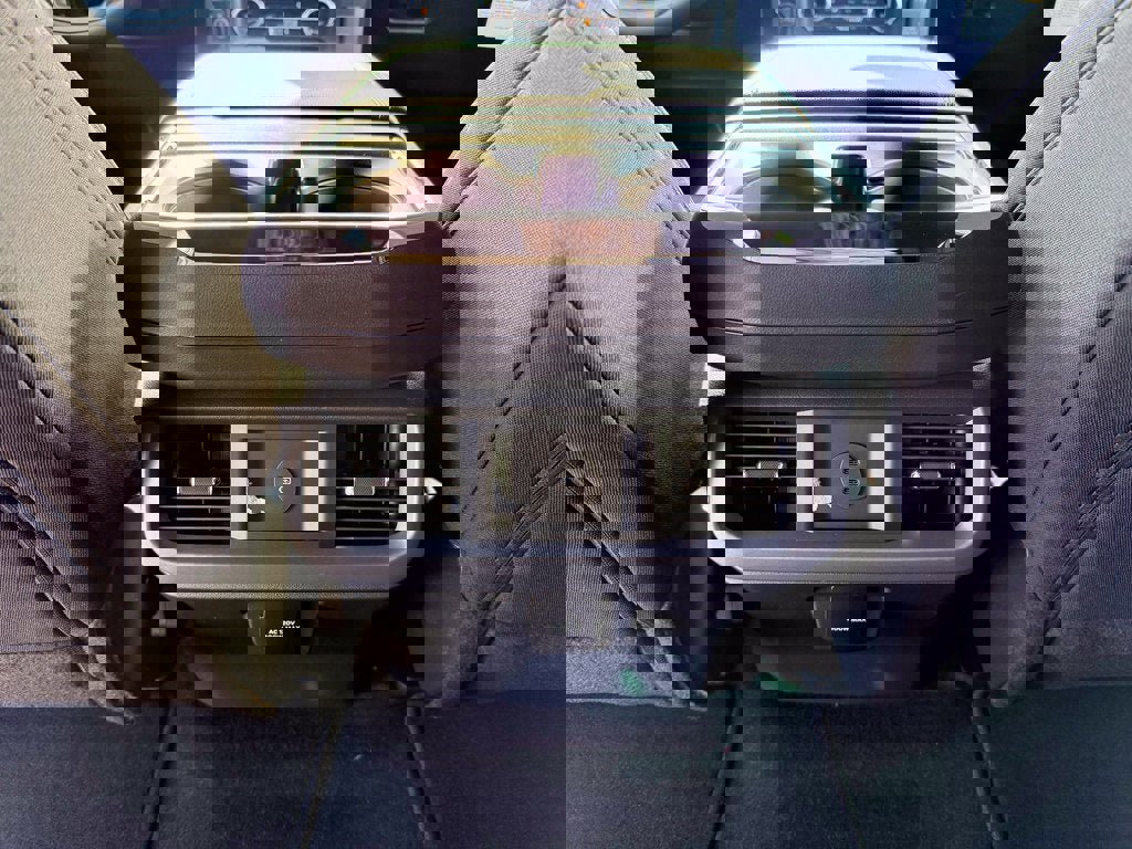 New 2025 Ford F150 XLT w/ Equipment Group 302A MID image 31