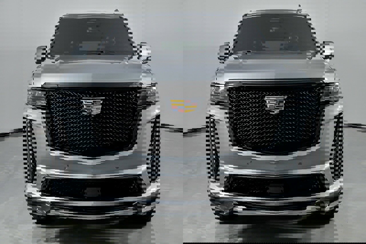 Used 2024 Cadillac Escalade V AWD/4WD image 5