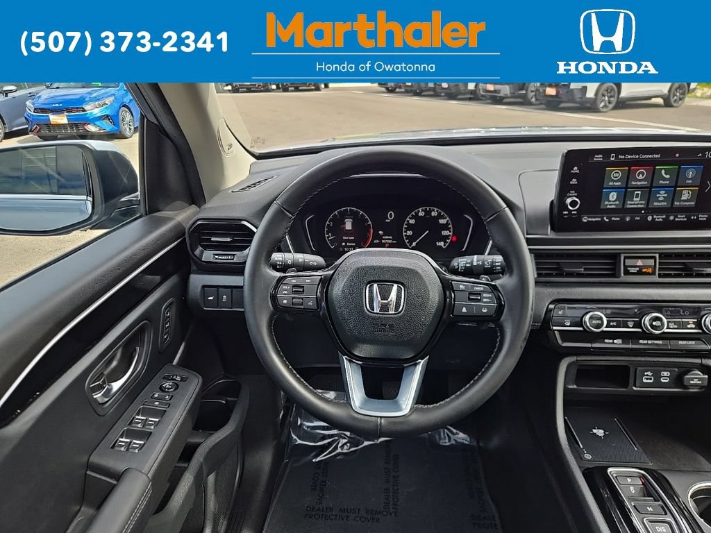 Used 2025 Honda Pilot Touring image 25